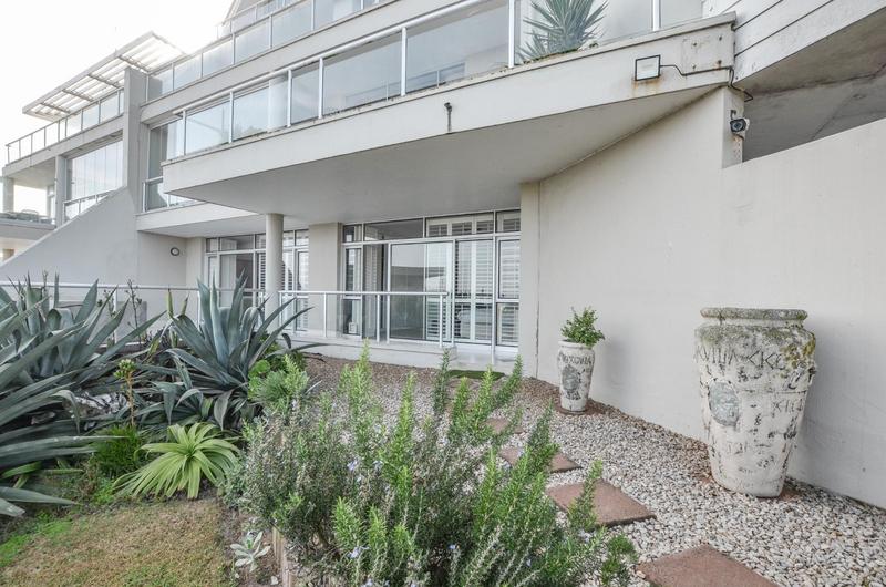 3 Bedroom Property for Sale in Dolphin Beach Western Cape
